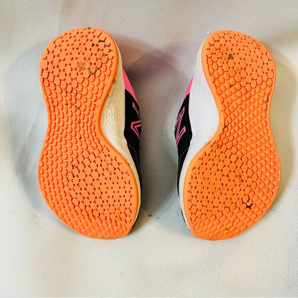 New balance slip on sneaker - Picture 4 of 6